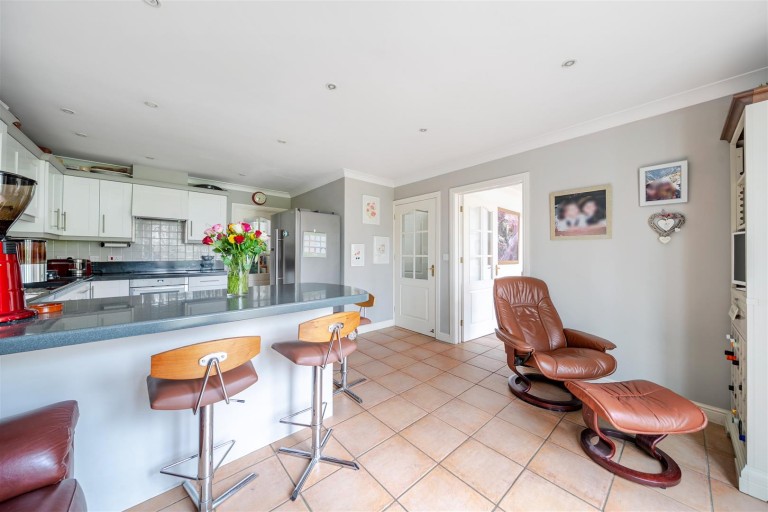 Images for Badger Sett, Blandford St. Mary, Blandford Forum