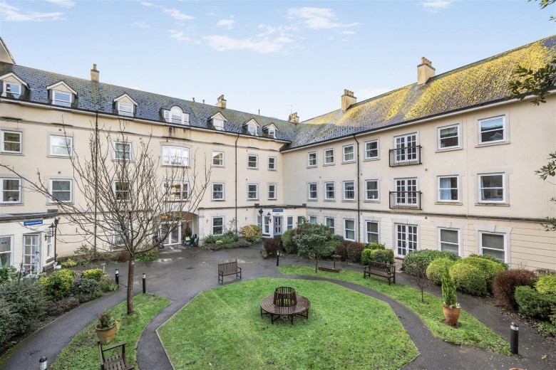 Click the photo for more details of Somerleigh Road, Dorchester