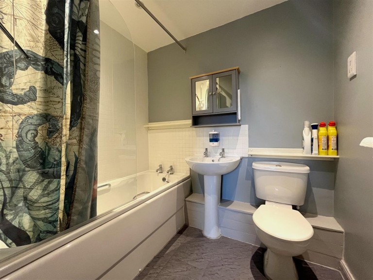 Images for Buscot Park Way, Daventry, NN11