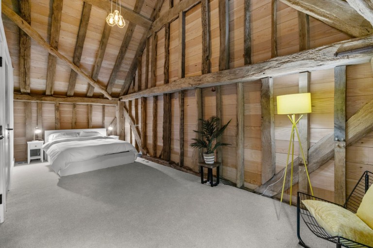 Images for Kite Barns, Guildford Road, RH12