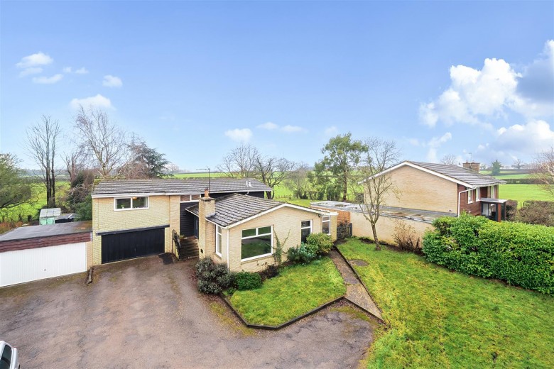 Click the photo for more details of Pigeon Hill, Tiffield, NN12