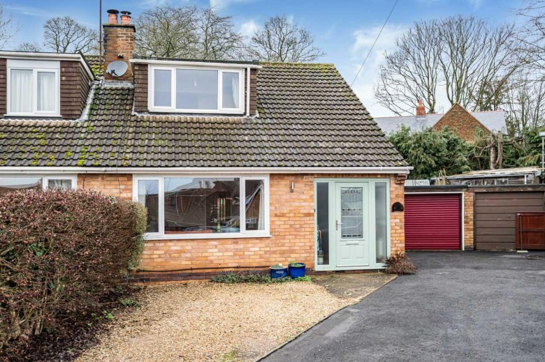 Click the photo for more details of The Paddock, Welton, NN11