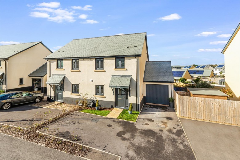 Click the photo for more details of Cotton Road, Dartmouth