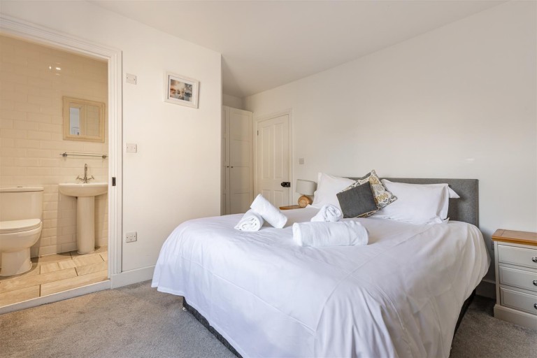 Images for Foss Street, Dartmouth