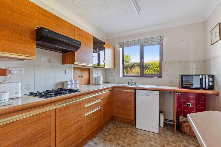 Images for Crestway, Strete