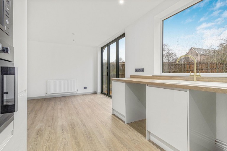 Images for New Cheveley Road, Newmarket