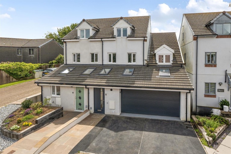 Images for Oakwood Close, Dartmouth