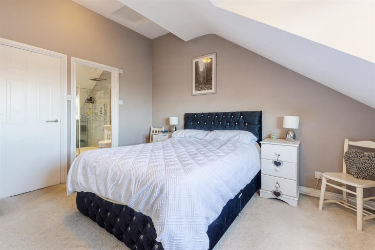 Images for Oakwood Close, Dartmouth