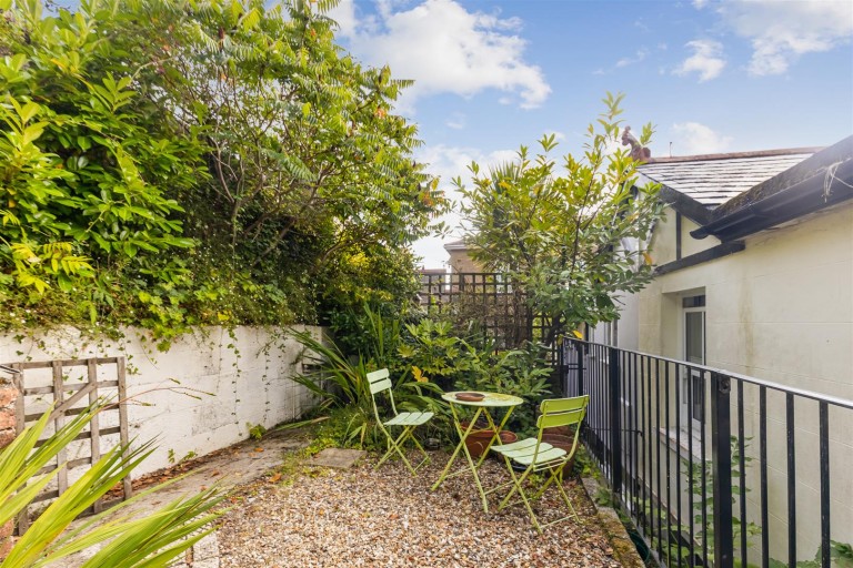 Images for Fairview Road, Dartmouth