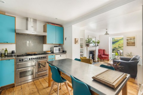 Click the photo for more details of Fairview Road, Dartmouth