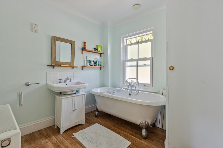 Images for Fairview Road, Dartmouth