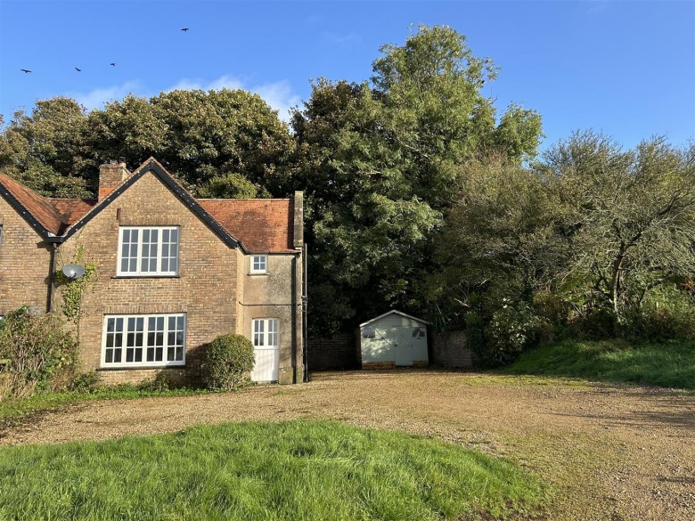 Click the photo for more details of Cucklington, Wincanton, Somerset