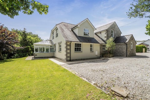 Click the photo for more details of Burnthouse, Nr Penryn