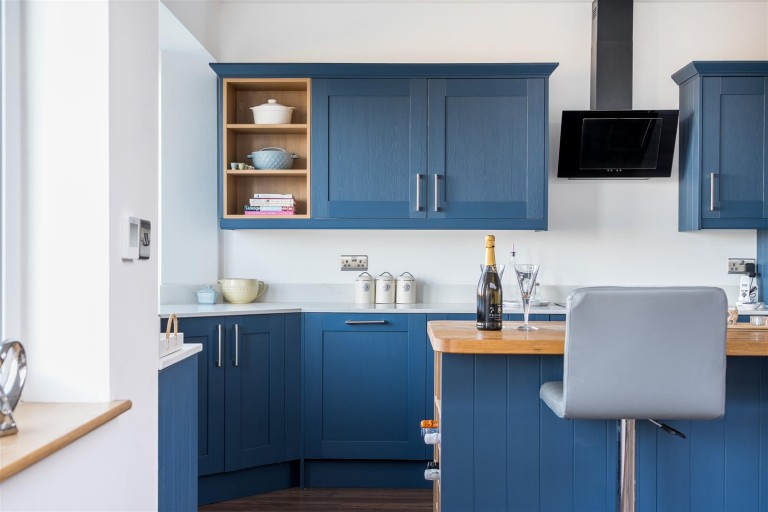 Images for Foxholes Hill, Exmouth