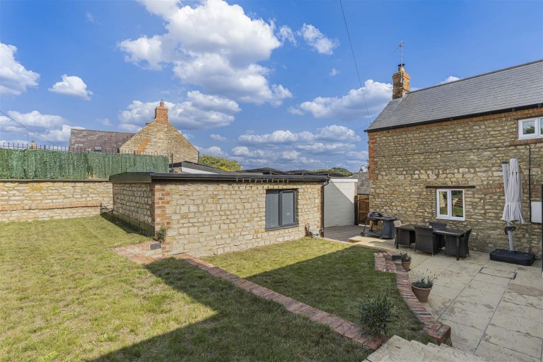 Images for Kings Lane, Pury End, NN12