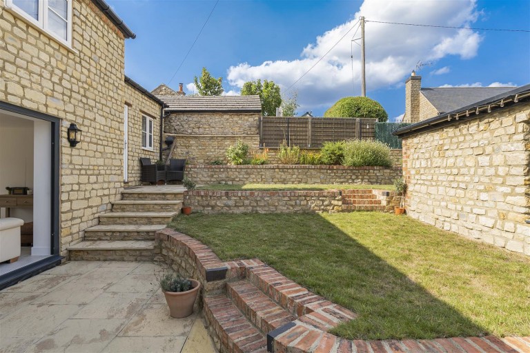 Images for Kings Lane, Pury End, NN12