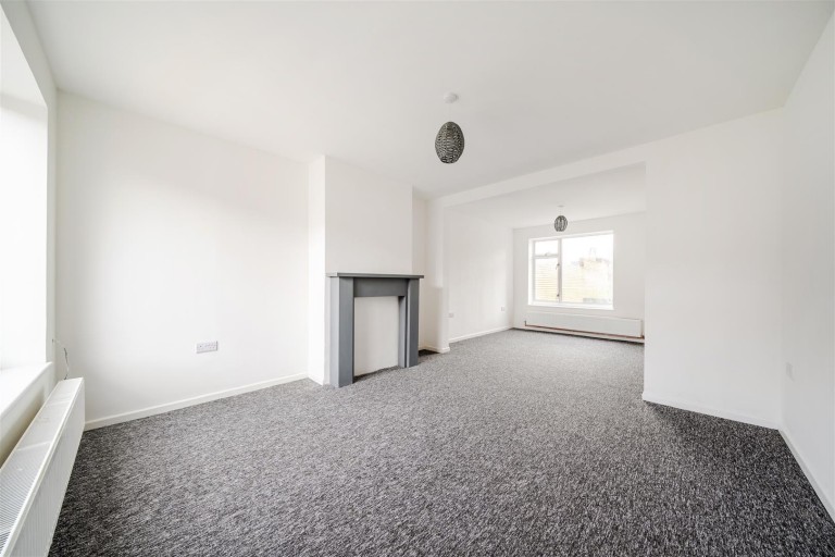 Images for Popes Lane, Rockwell Green, Wellington