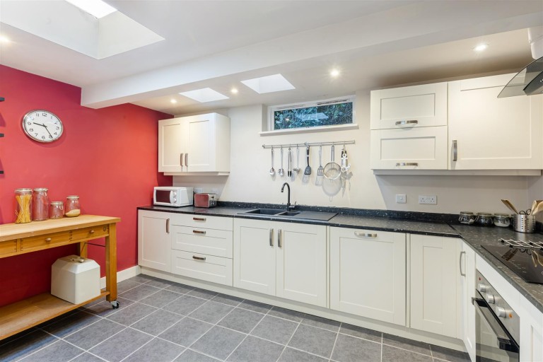 Images for Victoria Road, Dartmouth