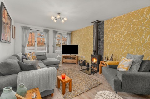 Click the photo for more details of Blenheim Rise, Kings Sutton, Banbury