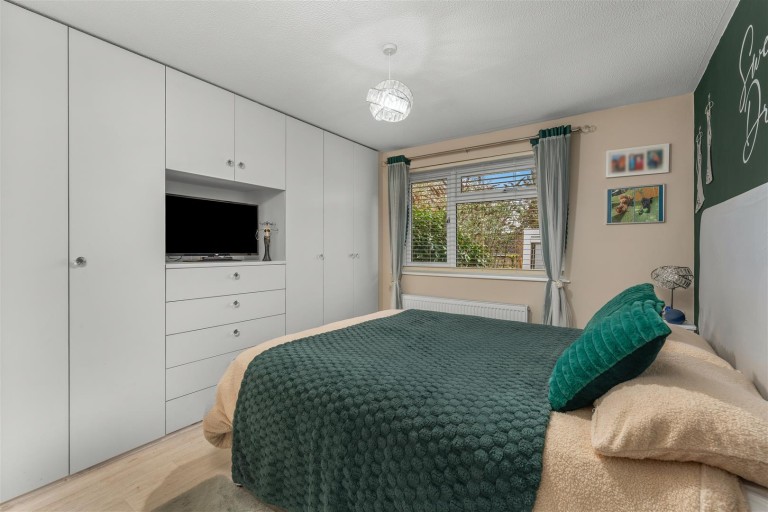 Images for Blenheim Rise, Kings Sutton, Banbury