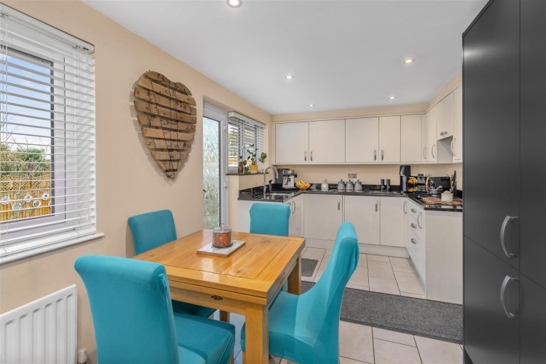 Images for Blenheim Rise, Kings Sutton, Banbury
