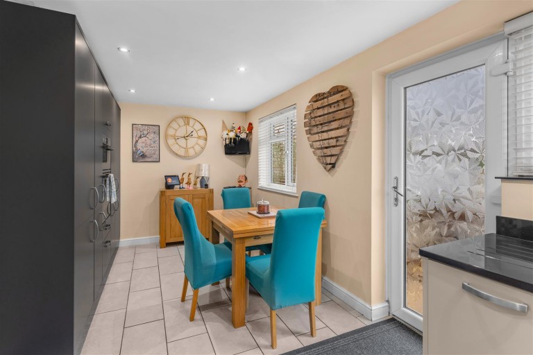 Images for Blenheim Rise, Kings Sutton, Banbury