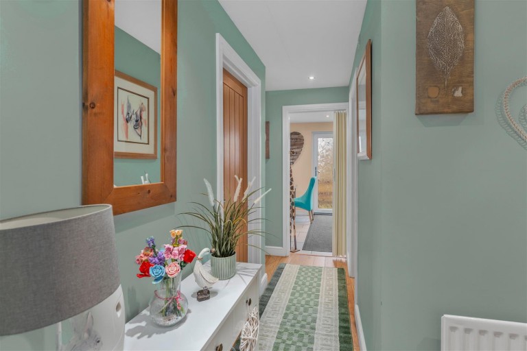 Images for Blenheim Rise, Kings Sutton, Banbury