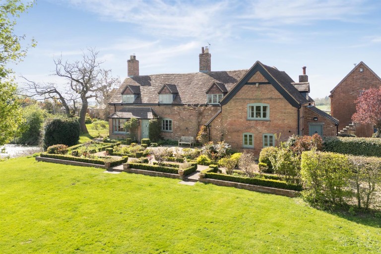 Images for Fosse Way, Hunningham, Leamington Spa, CV33