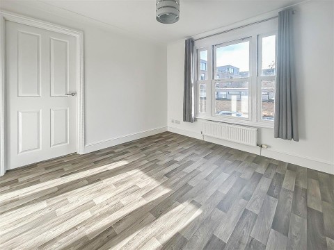 Click the photo for more details of Coronation Street, Cambridge