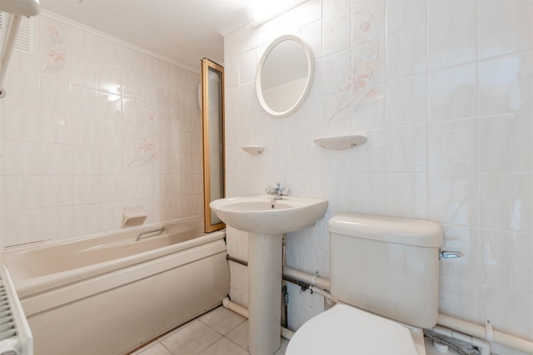 Images for Churchfields, Dartmouth