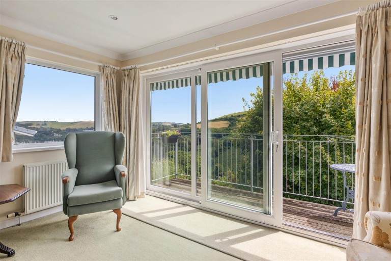 Images for Churchfields, Dartmouth