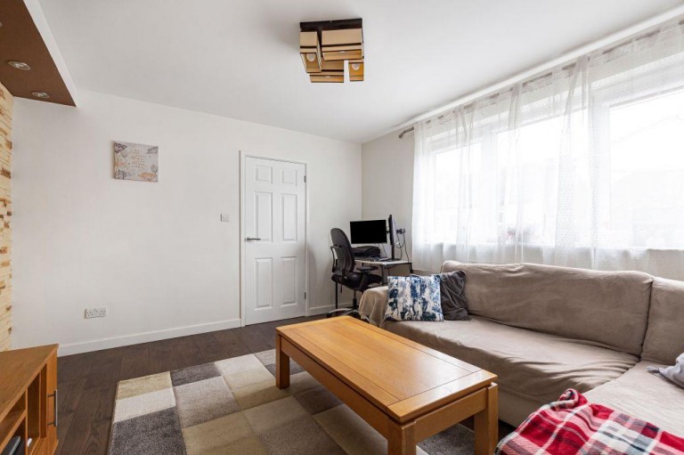 Images for West Drive Gardens, Soham, Ely