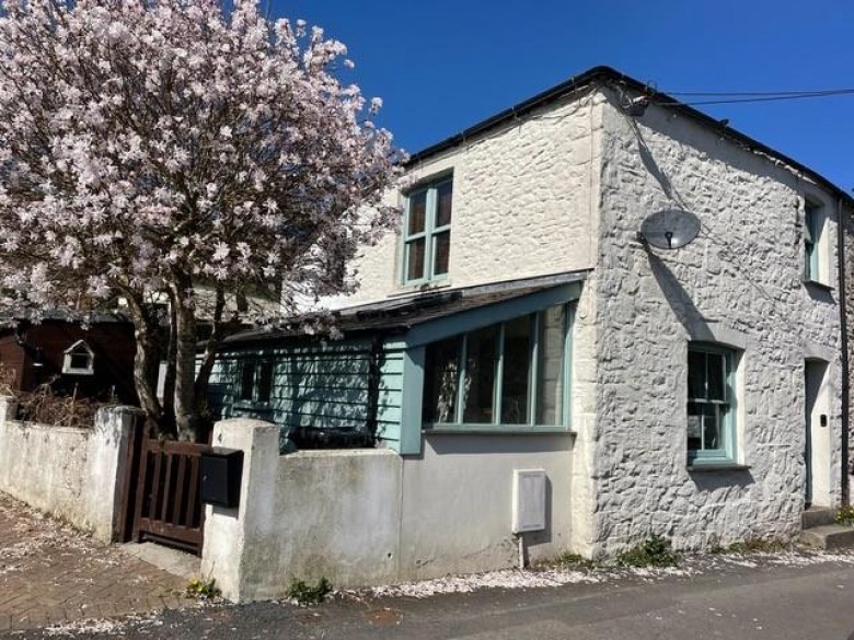 Click the photo for more details of Crockers Row, Gunnislake