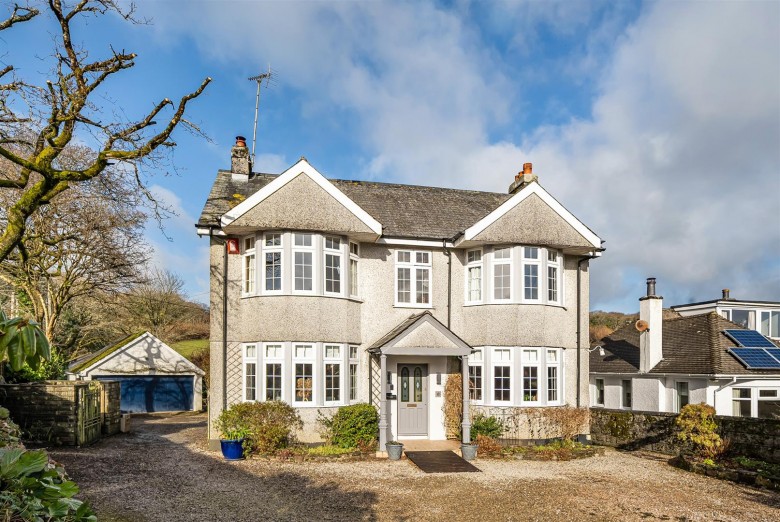 Click the photo for more details of Clearbrook, Yelverton