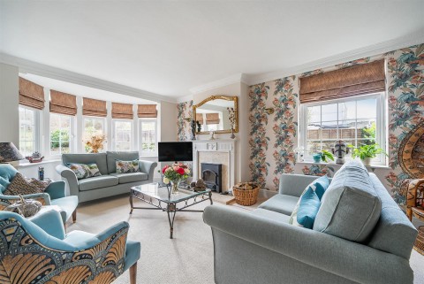 Click the photo for more details of Clearbrook, Yelverton