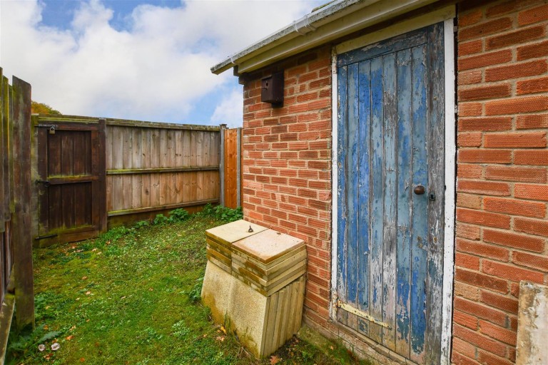 Images for Highwood Crescent, Gazeley