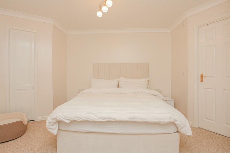 Images for Winter Gardens Way, Banbury