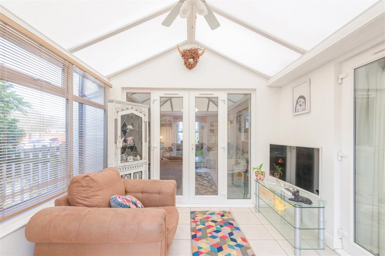 Images for Buckingham Drive, Church Gresley, DE11