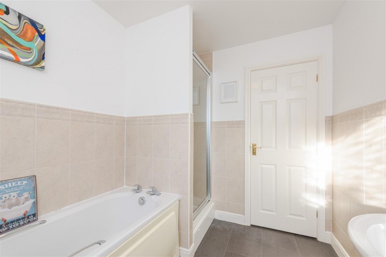 Images for Buckingham Drive, Church Gresley, DE11