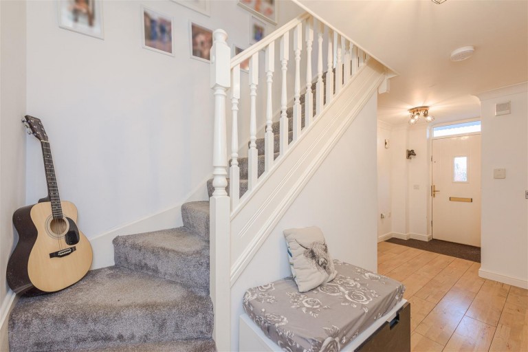 Images for Buckingham Drive, Church Gresley, DE11