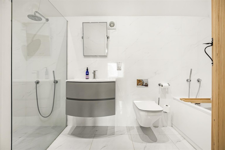 Images for Peppard Common, Henley-On-Thames