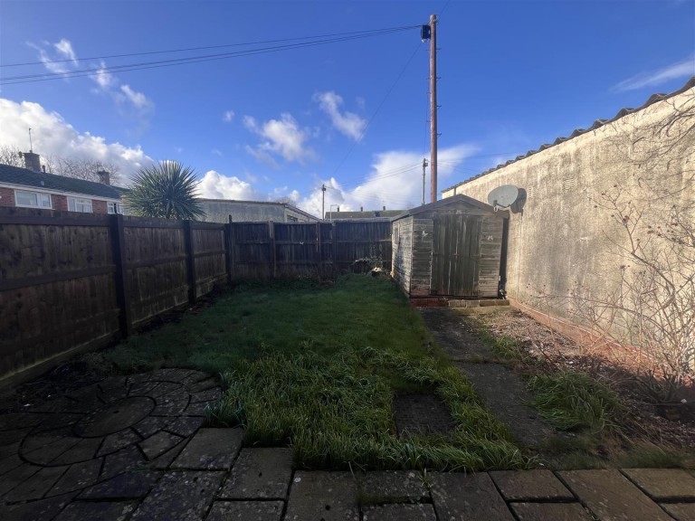 Images for Larkhill Road, Yeovil