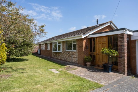 Click the photo for more details of Graeme Road, Norton, Yarmouth, Isle of Wight