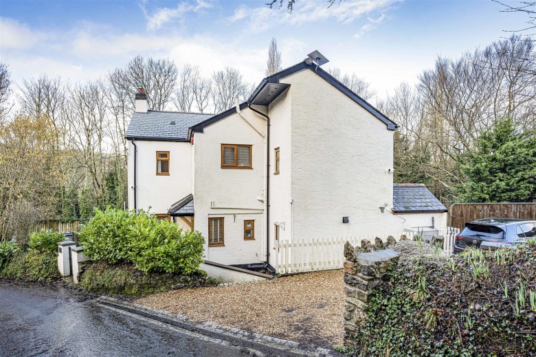 Click the photo for more details of Wrigwell, Near Newton Abbot