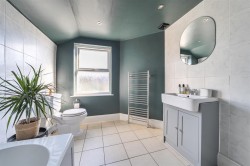 Images for Holyoake Street, Wellington