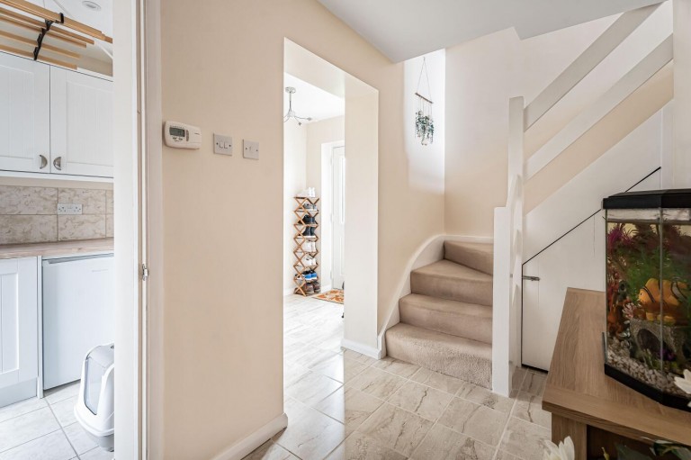 Images for Long Row Close, Everdon, NN11