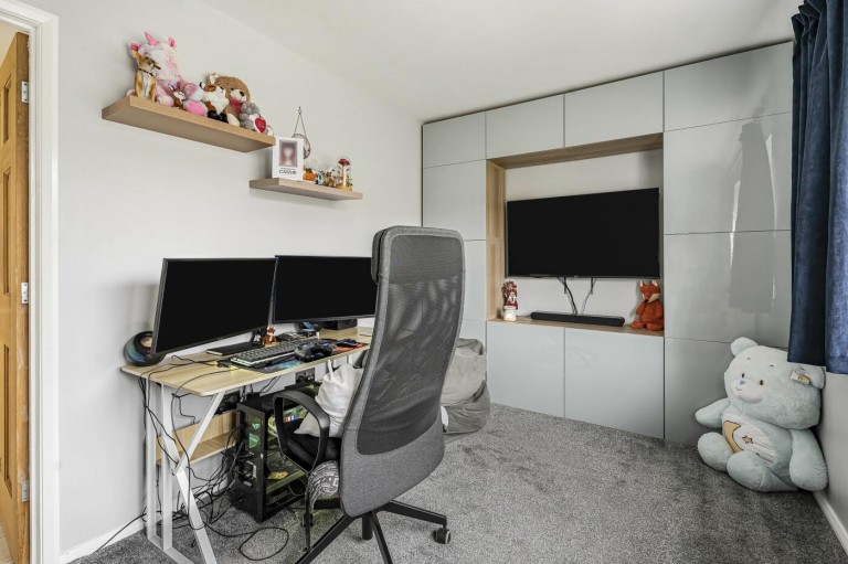 Images for Long Row Close, Everdon, NN11