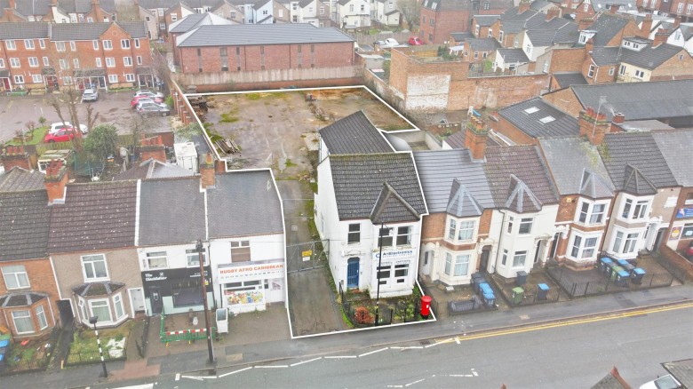 Click the photo for more details of 150 Railway Terrace, Rugby