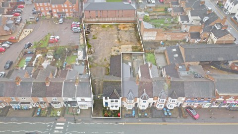 Click the photo for more details of 150 Railway Terrace, Rugby