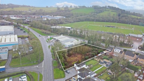 Click the photo for more details of Little Field at 84, London Road, Daventry